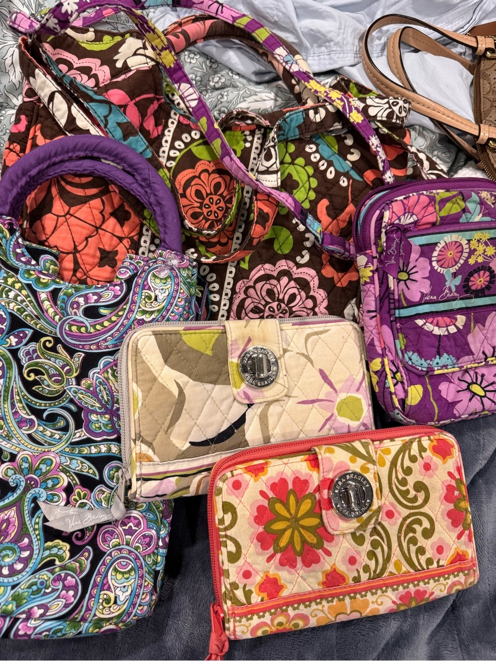 Vera Bradley 4 piece; one paisley lunch bag.  
5 pieces total. Used condition.